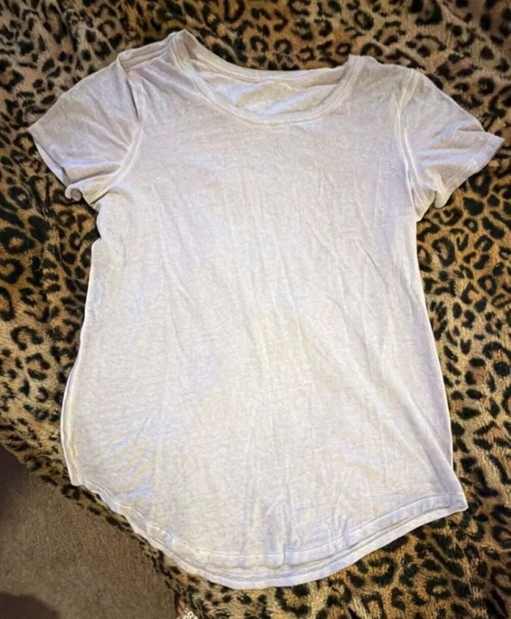 Lululemon White Round Two Tee Short Sleeve Curved Hem T-Shirt